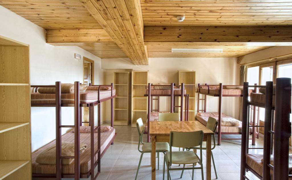 Alberg Anna Maria Janer Llivia Room photo